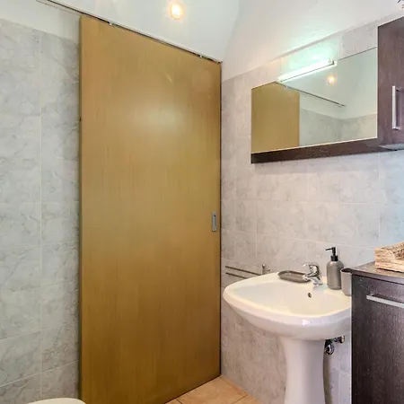Claudio By Interhome Apartamento *